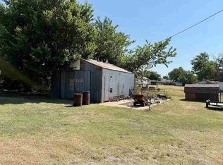 180060 N 2820th Rd, Comanche, OK 73529