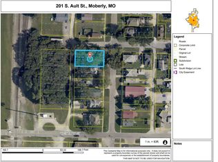 201 S Ault St, Moberly, MO 65270