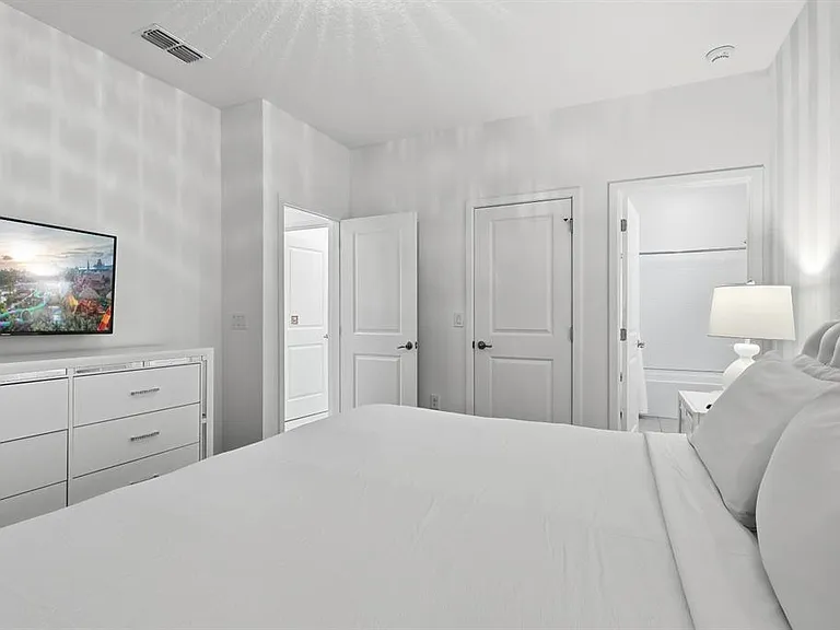 518 Marcello Blvd — Photo 51