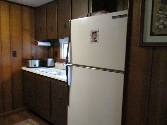 5th image of 223 Amato Ln