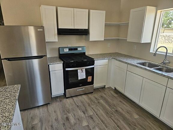 4th image of 8656 Mount Whitney Dr