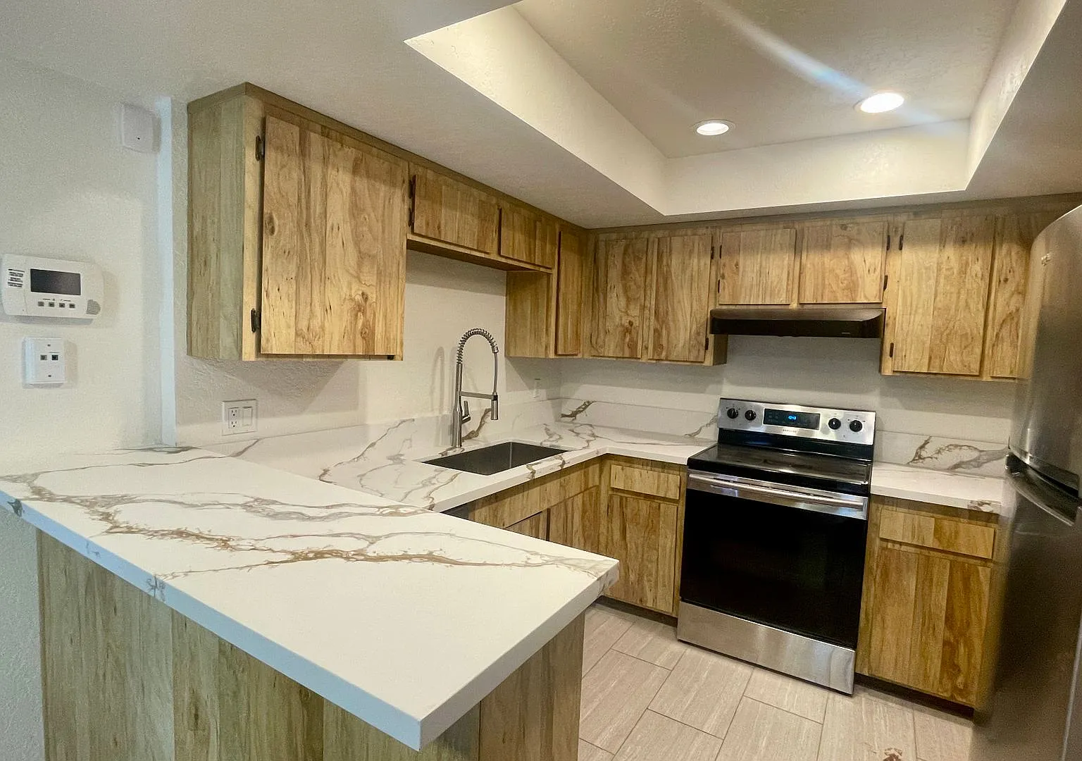 2 Story, 2 Bedroom 1.5 Bath Townhouse w/ Large 2 Car Garage Available — Photo 2