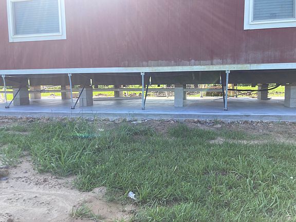2nd image of 402 Samantha St