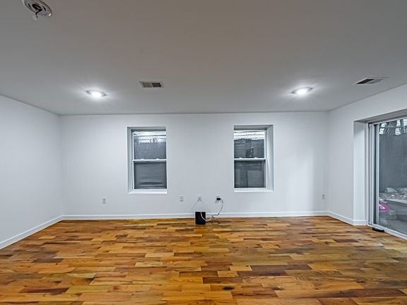 4th image of 470 4th Ave #0