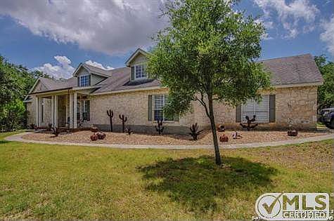 1st image of 621 Elm Valley Dr