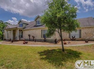 621 Elm Valley Dr, Bulverde, TX 78163