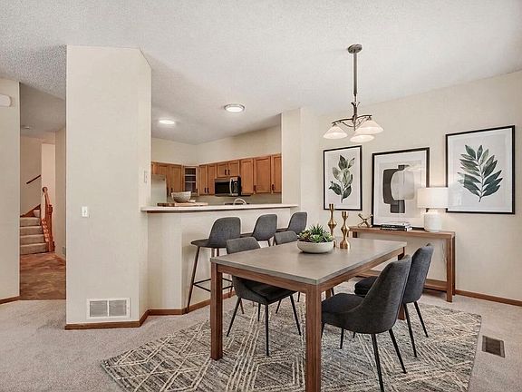 5th image of 3001 Juniper Ln Unit J