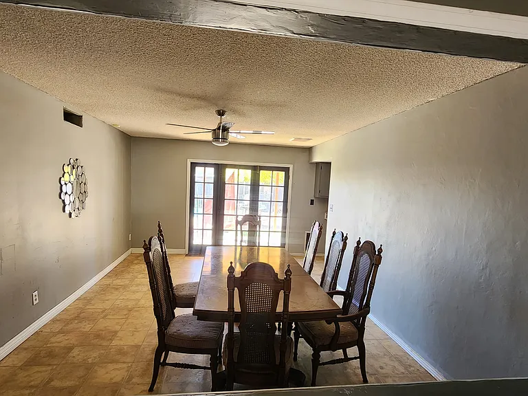 2307 W De Palma Cir — Photo 3