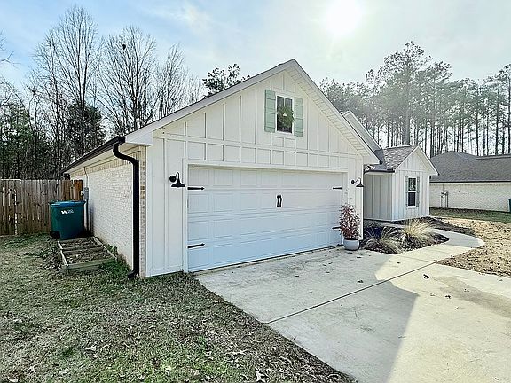 3rd image of 5159 Timberlane Rd