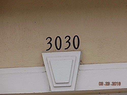4th image of 3030 N Evergreen Cir