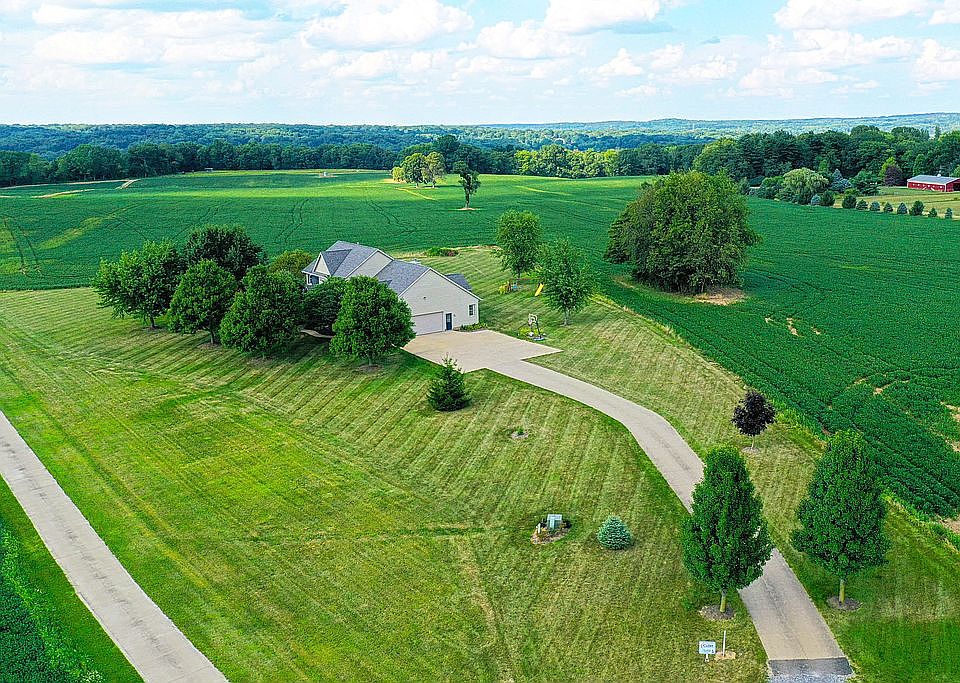 6.2 acres of scenic beauty.