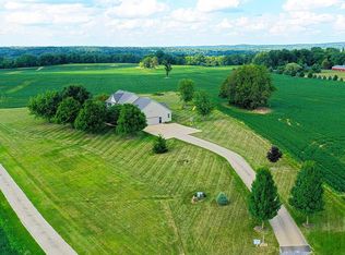 10745 Johnston St NW, Canal Fulton, OH 44614
