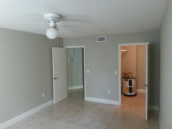 3rd image of 8343 Lake Dr APT 307