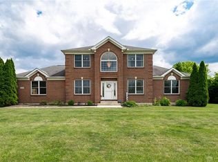 2205 Sharon View Ct, Lebanon, OH 45036