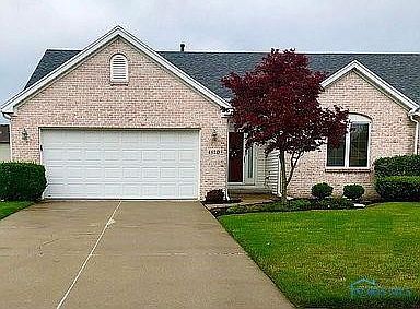 1st image of 4520 Blackstone Dr