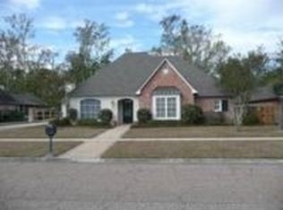 1715 Woodchase Blvd, Baton Rouge, LA 70808