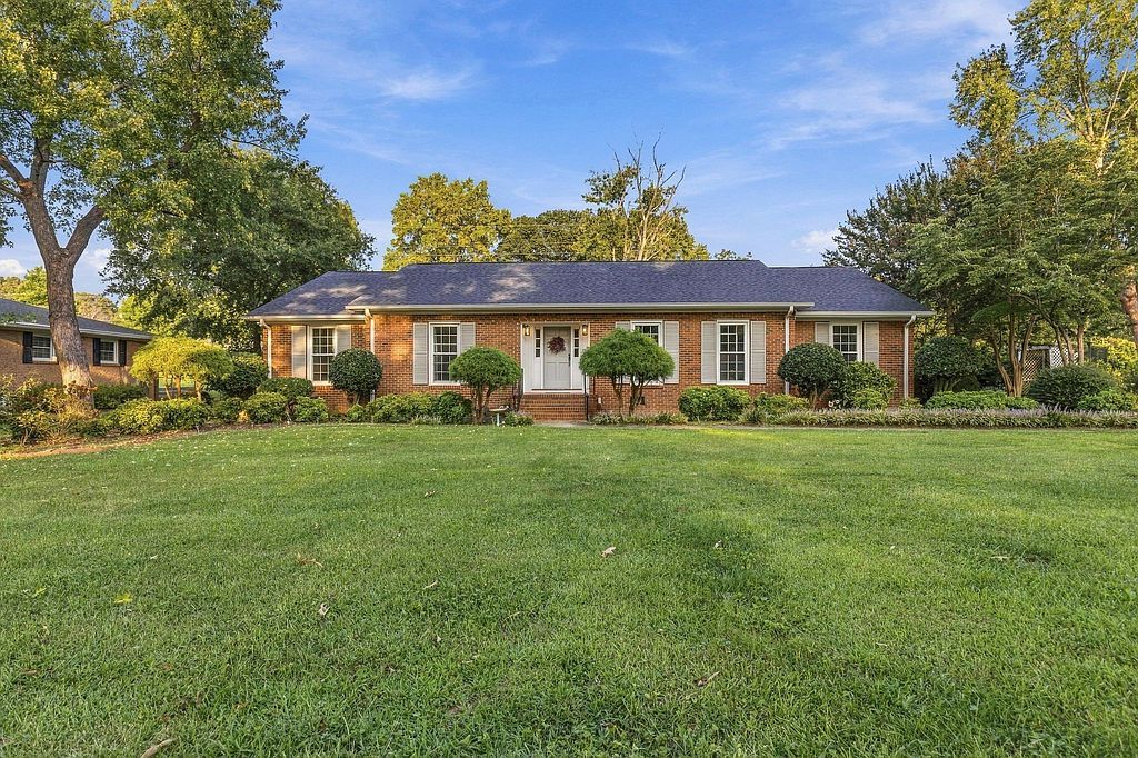 104 Westchester Rd - Property Image