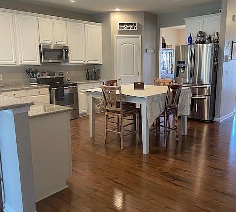 5th image of 328 Ohara Dr