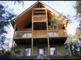 3126 Caywood Rd, Dandridge, TN 37725