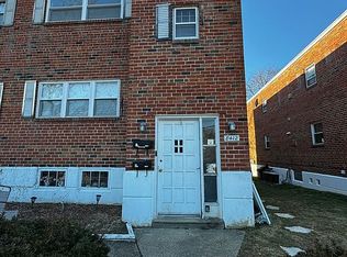 8412 Veree Rd, Philadelphia, PA 19115