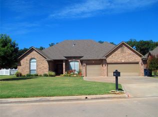 1604 Windmill Rdg, Shawnee, OK 74804