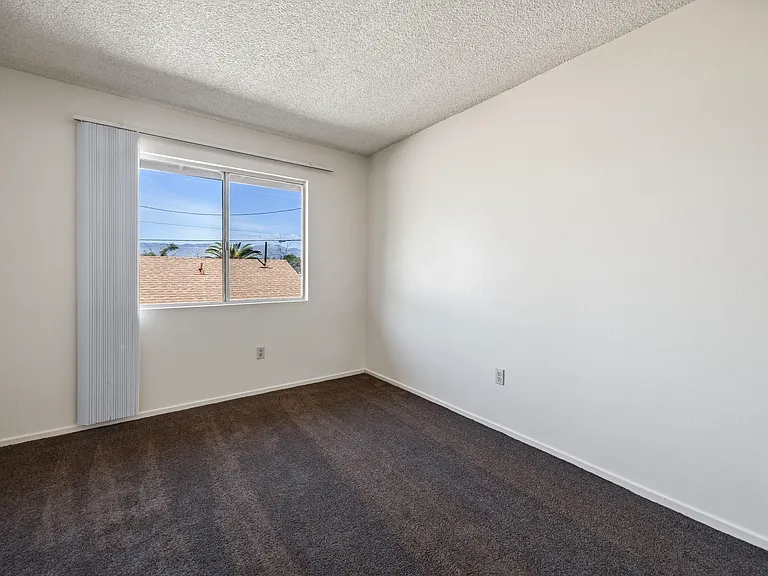 40381 Mayberry Ave — Photo 11