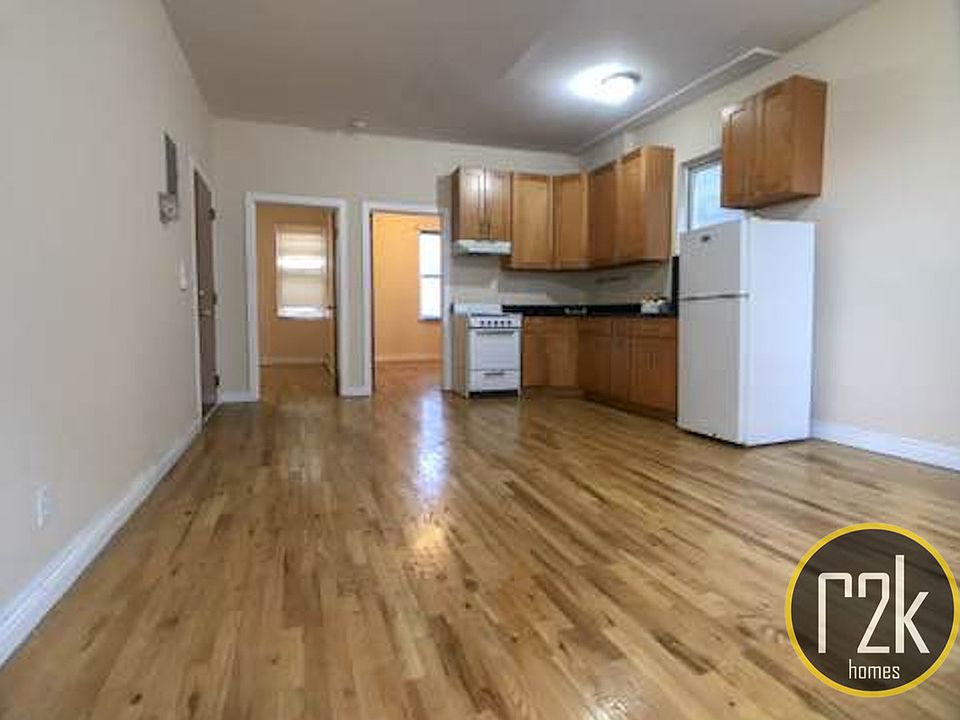 1st image of 37-09 Crescent St #3B