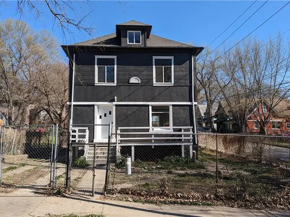 3242 Roberts St, Kansas City, MO 64124