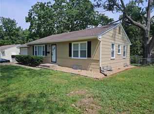 10413 Richmond Ave, Kansas City, MO 64134