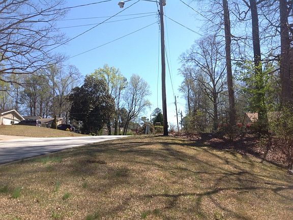 4th image of 1398 Country Downs Dr