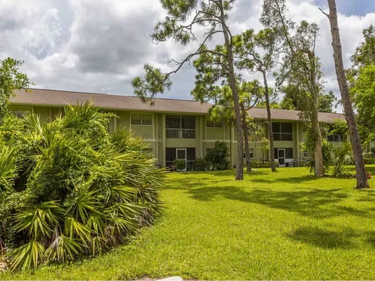 Estero Woods Village — Photo 6