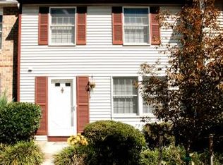 7980 Tyson Oaks Cir, Vienna, VA 22182