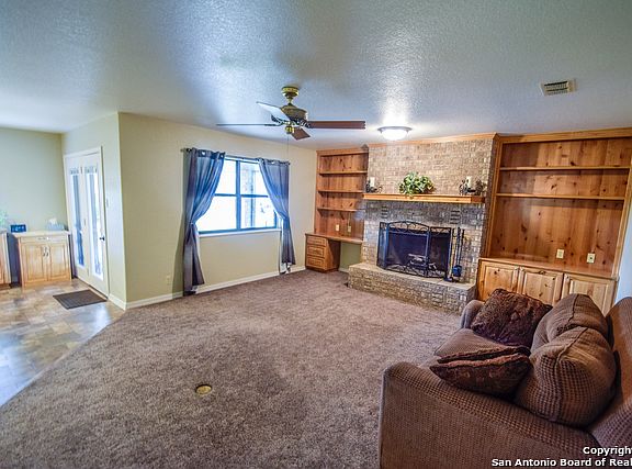 5th image of 317 Tallwood Dr