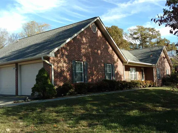 1957 Carroll Rd, Morristown, TN 37813