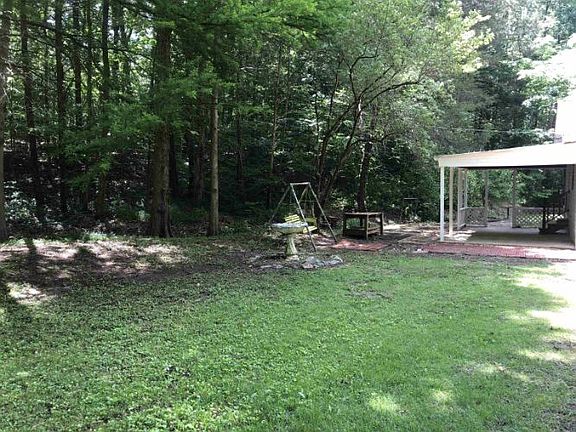 4th image of 160 Dixie Dr
