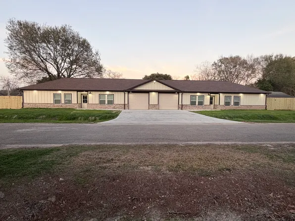 2308 Pickard Ave, Nederland, TX 77627