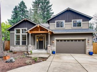 288 SE 24th Ave, Hillsboro, OR 97123