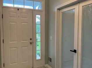 2127 Krislin St NE, Grand Rapids, MI 49505