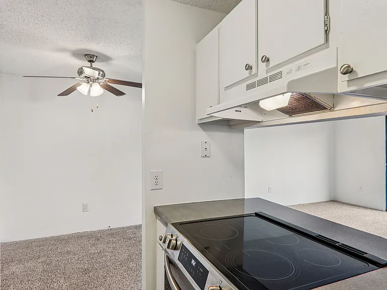 Andover Park Apartments — Photo 25