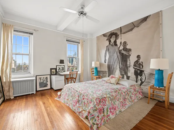 155 Henry Street image 4 of 11