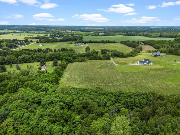 1016 Stevenson Rd, Xenia, OH 45385