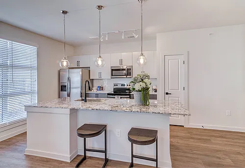 Hermosa Village Apartments Photo 1