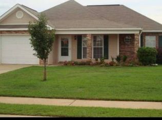 124 Millbrook Dr, Warner Robins, GA 31088