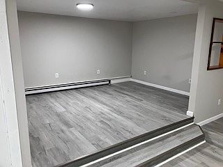 2nd image of 100 E Market St APT 5