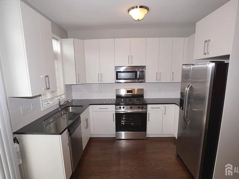 1299 Saint George Ave #103 — Photo 15