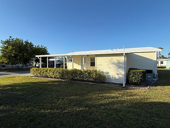 5th image of 5549 Tewkesbury Pl