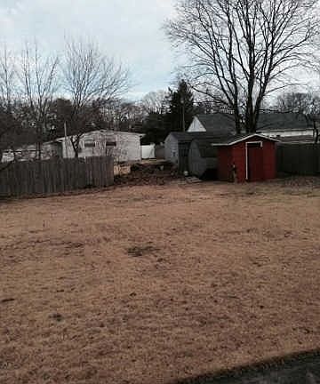 2nd image of 8 Midday Dr