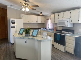 1985 E River Mountain Rd, Narrows, VA 24124