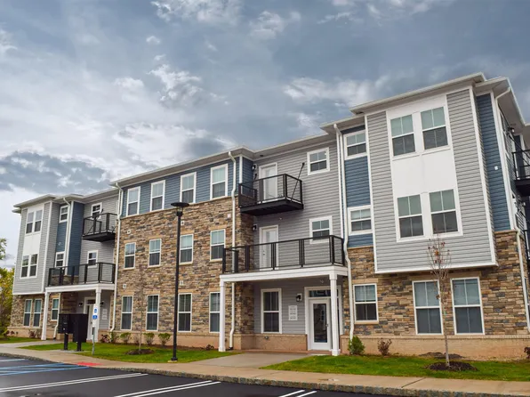 The Willows at Flemington Junction South