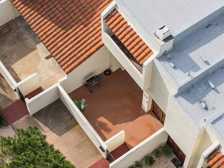 7410 Caminito Carlotta — Photo 12